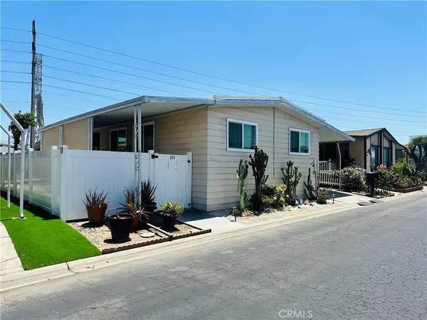 Long Beach, CA 90810,3595 Santa Fe Ave #254