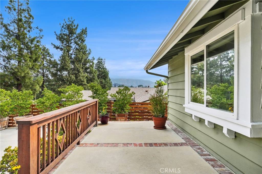 Tujunga, CA 91042,10825 Sevenhills DR