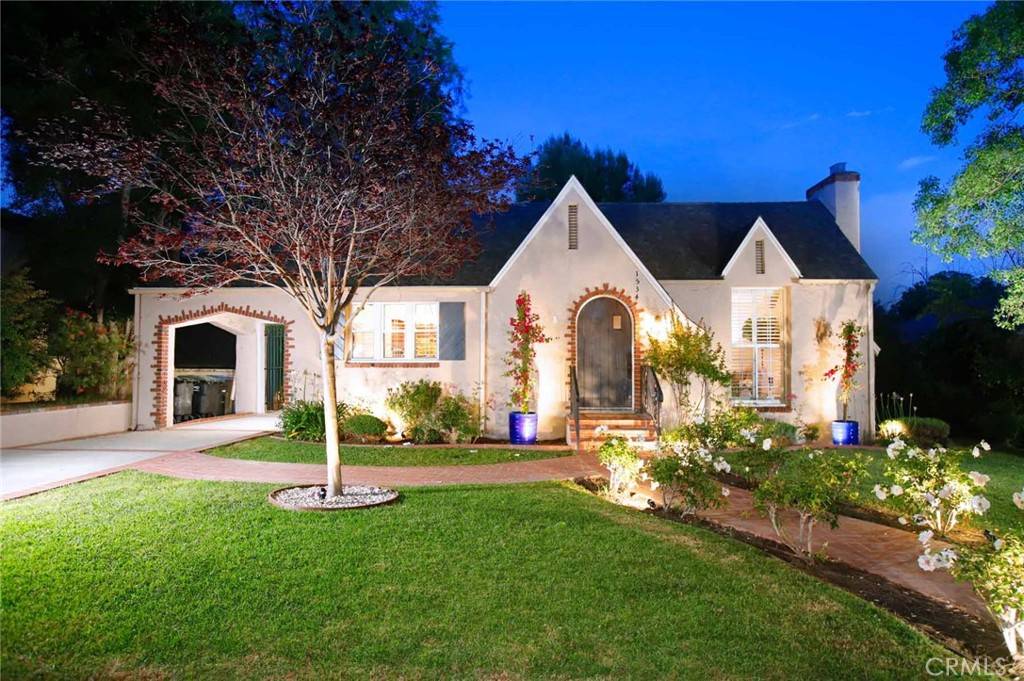 1534 Idlewood RD, Glendale, CA 91202