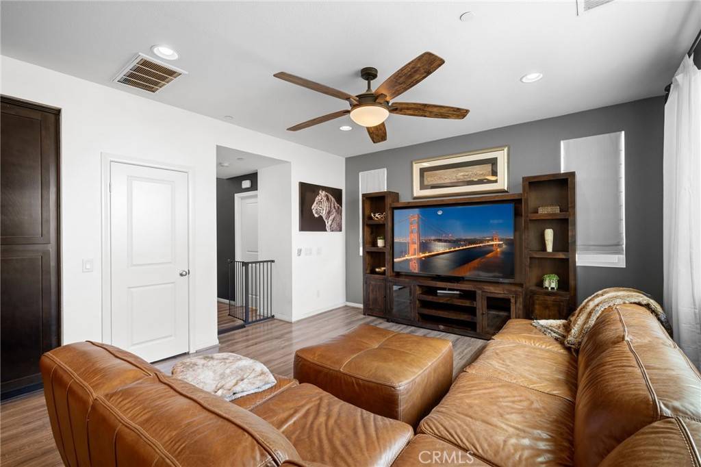 Canyon Country, CA 91351,19700 Kamm CT