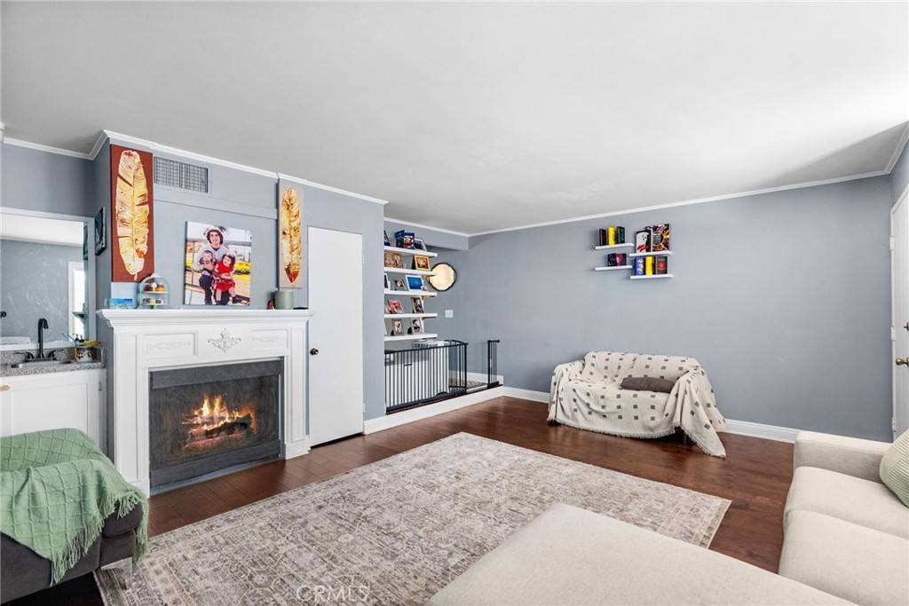Encino, CA 91316,5463 Newcastle AVE #8