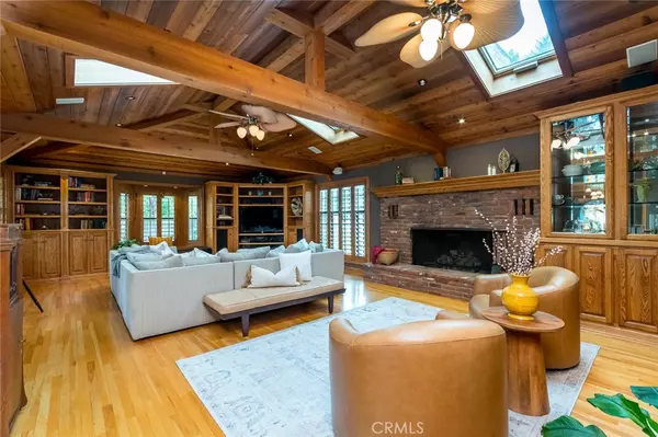 La Crescenta, CA 91214,2410 W Cinco Casitas LN