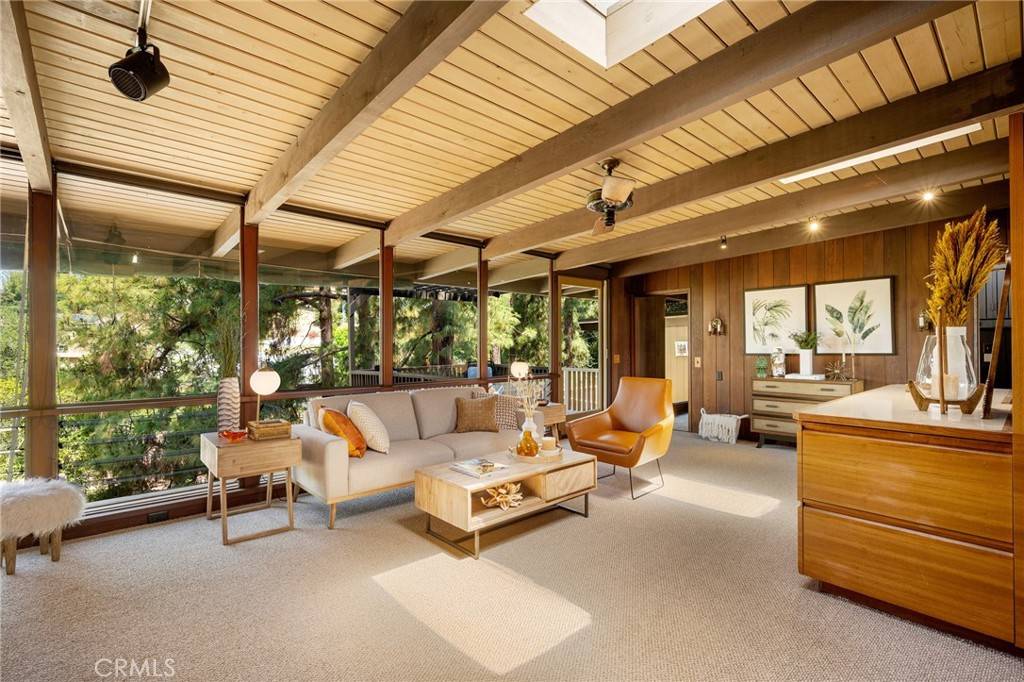 Glendale, CA 91206,535 Suncourt