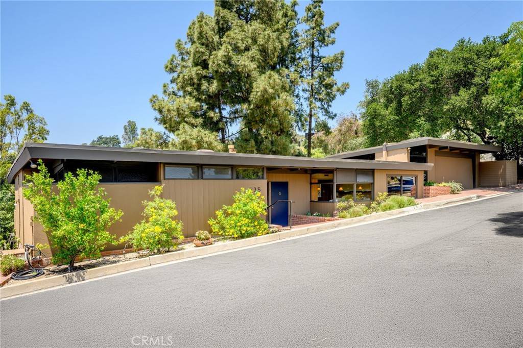 Glendale, CA 91206,535 Suncourt
