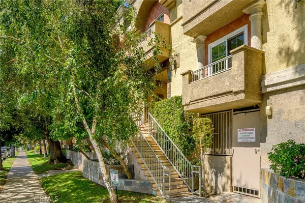 Van Nuys, CA 91406,7045 Woodley AVE #212
