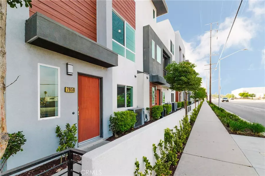 7958 Telegraph RD, Downey, CA 90240