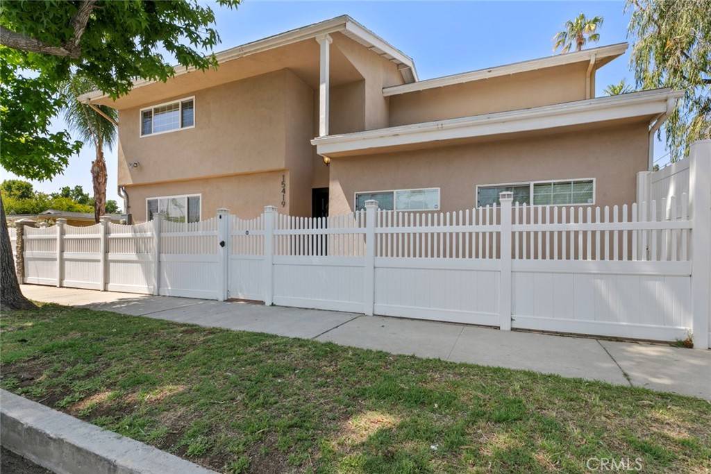 15419 Valerio ST, Van Nuys, CA 91406