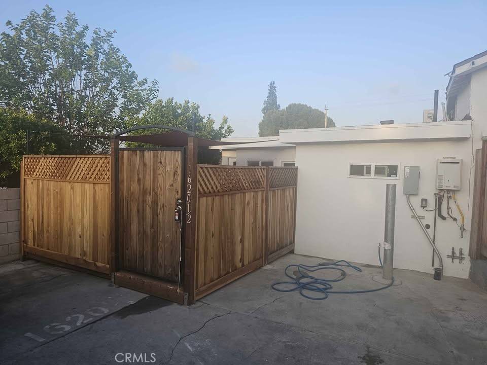 East Los Angeles, CA 90033,1620 1/2 Tremont ST