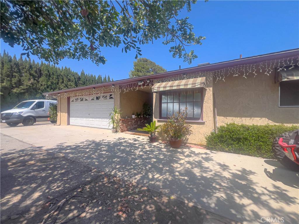 9909 Helen AVE, Sunland, CA 91040