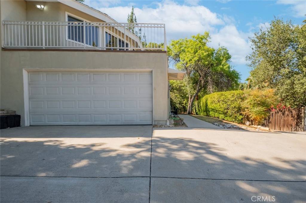 Shadow Hills, CA 91040,9530 Wheatland AVE