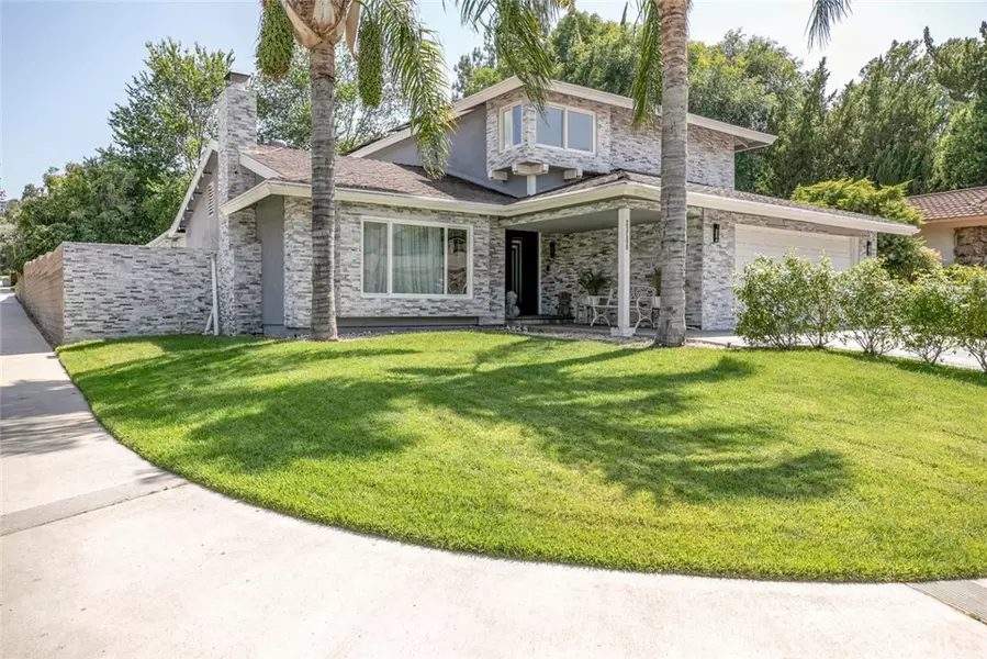 23500 Lloyd Houghton PL, Newhall, CA 91321