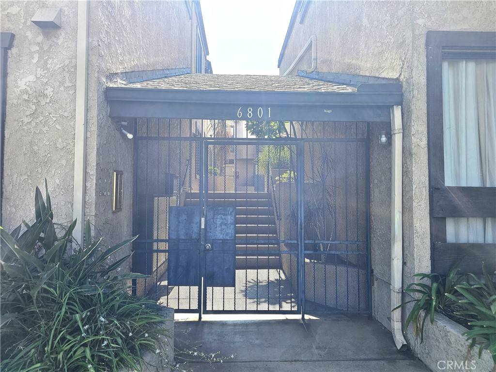 6801 Mammoth AVE #6, Van Nuys, CA 91405