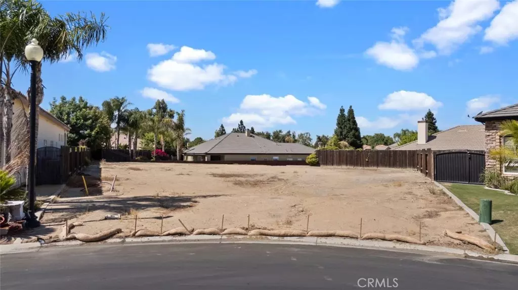 6506 Marbrisas CT, Bakersfield, CA 93306