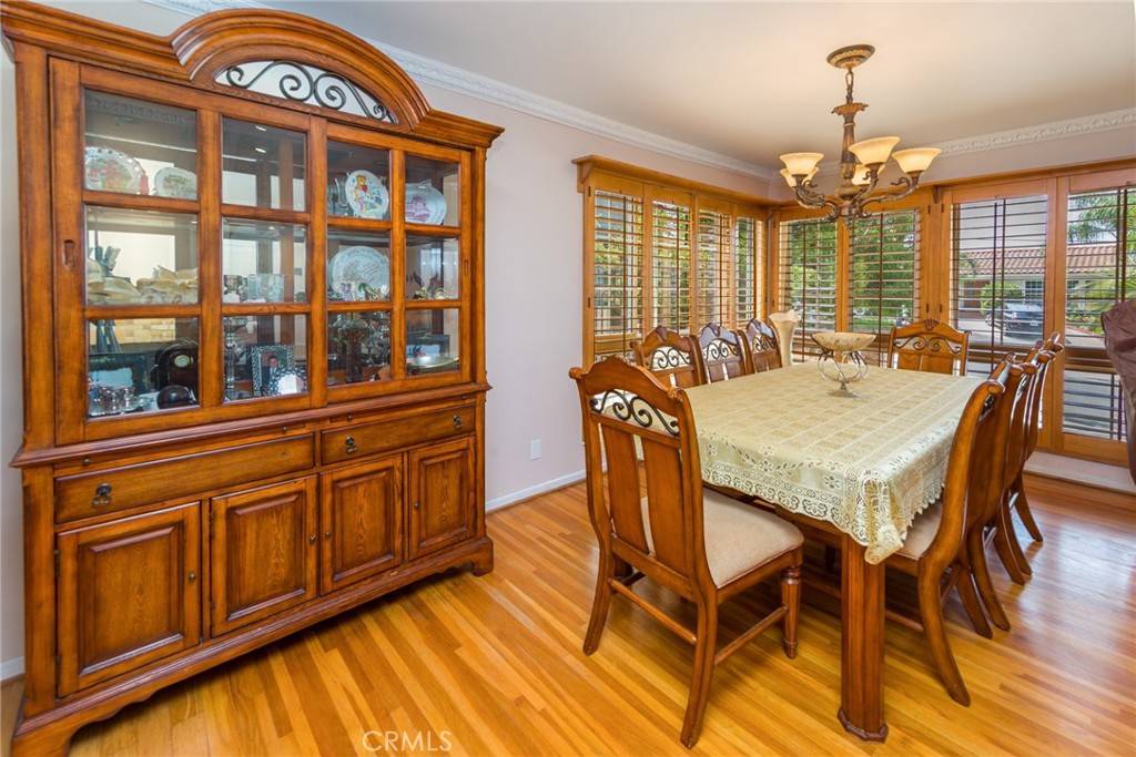Sun Valley, CA 91352,10165 Sully DR