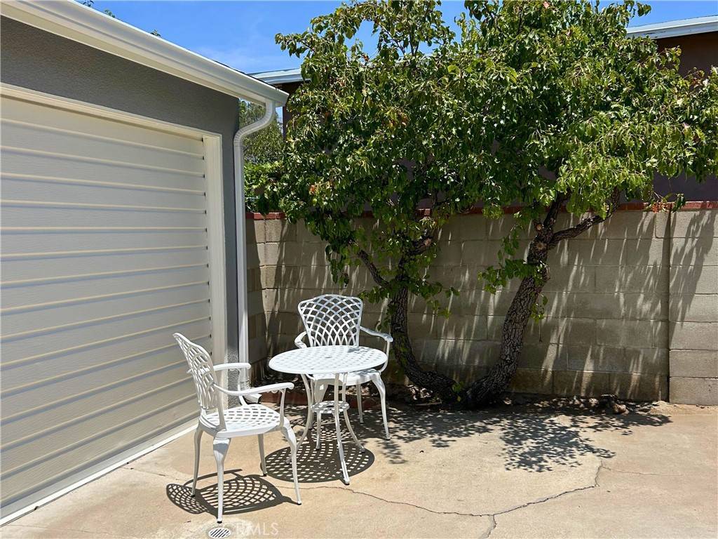 8529 Wyngate ST, Sunland, CA 91040