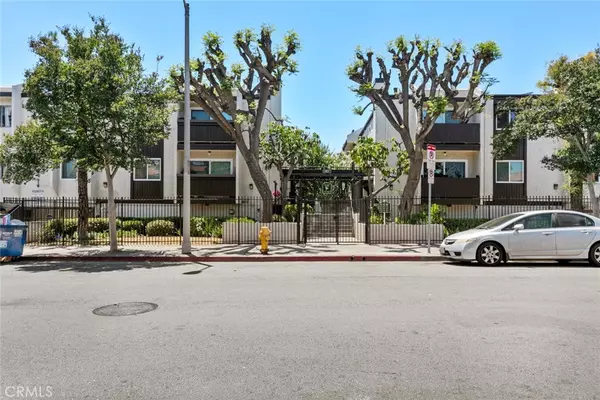 Panorama City, CA 91402,8801 Cedros AVE #7
