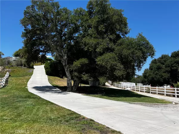 Canyon Country, CA 91387,28123 Oak Spring Canyon RD