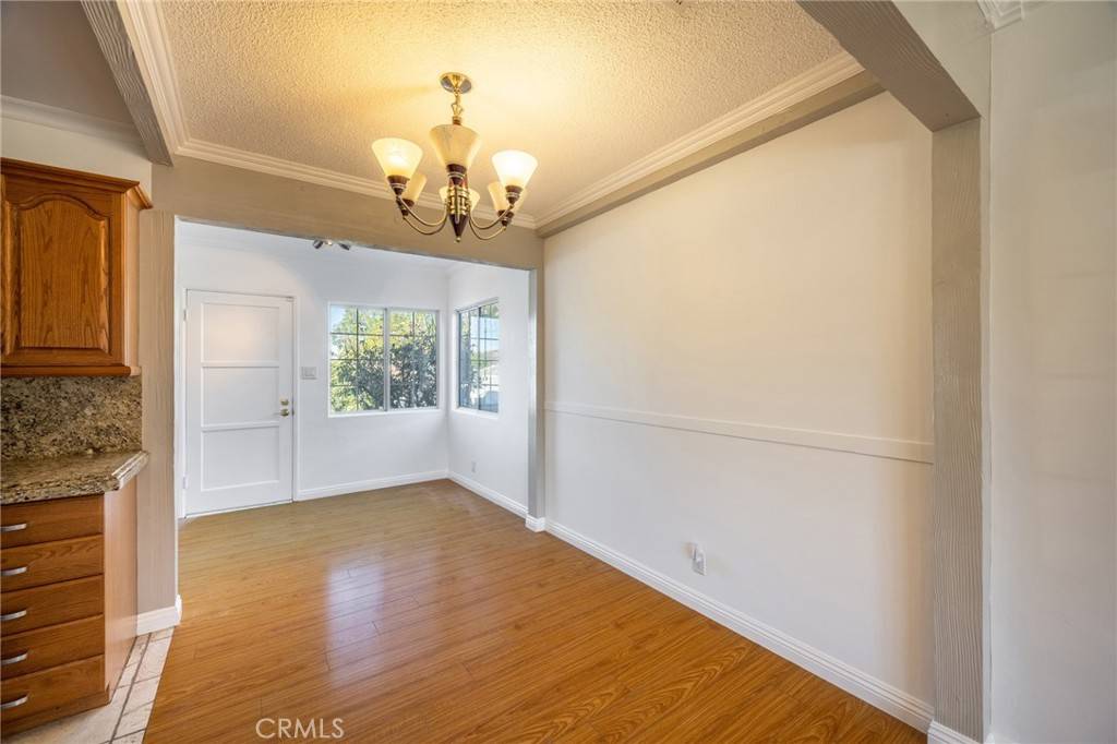Sunland, CA 91040,10645 Mather AVE