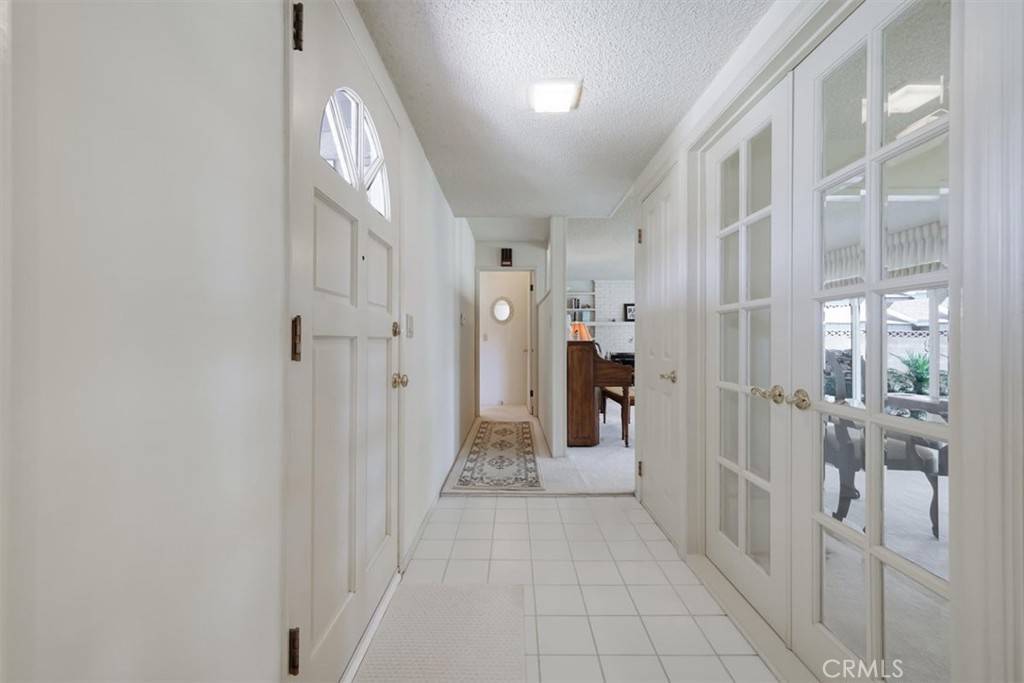 West Hills, CA 91307,7446 Woodlake AVE