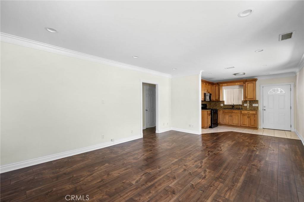 Glendale, CA 91203,720 W California AVE