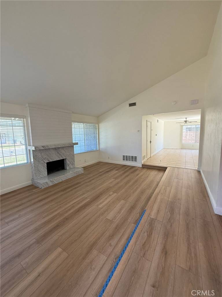 Simi Valley, CA 93063,3964 Hibbert CT