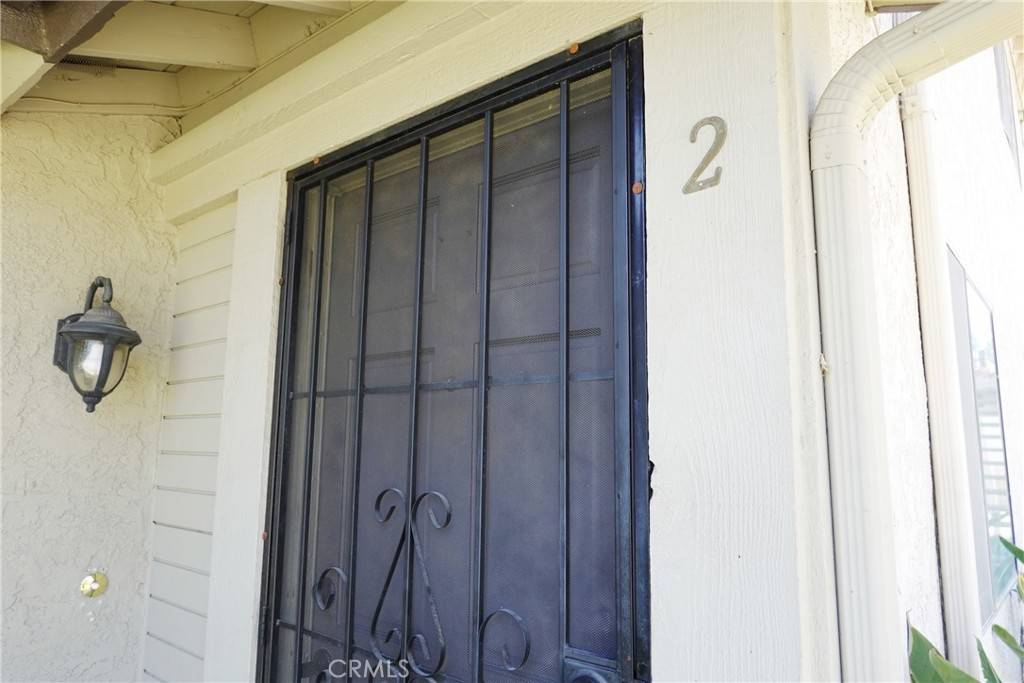 Simi Valley, CA 93063,2033 Calle La Sombra #2
