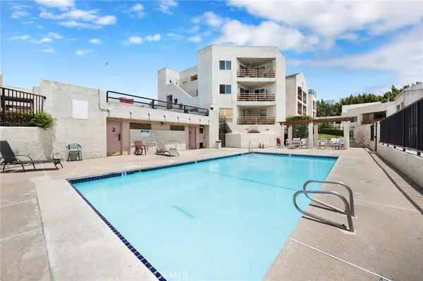 Los Angeles, CA 90015,1118 Valencia ST #120