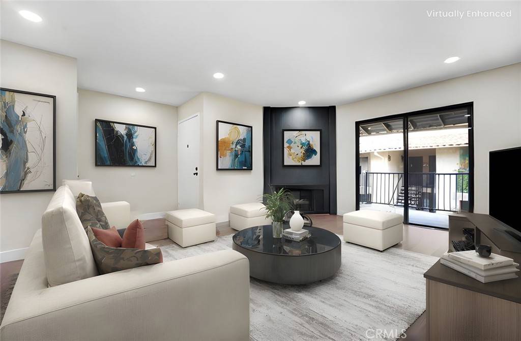 2473 Oswego ST #17, Pasadena, CA 91107
