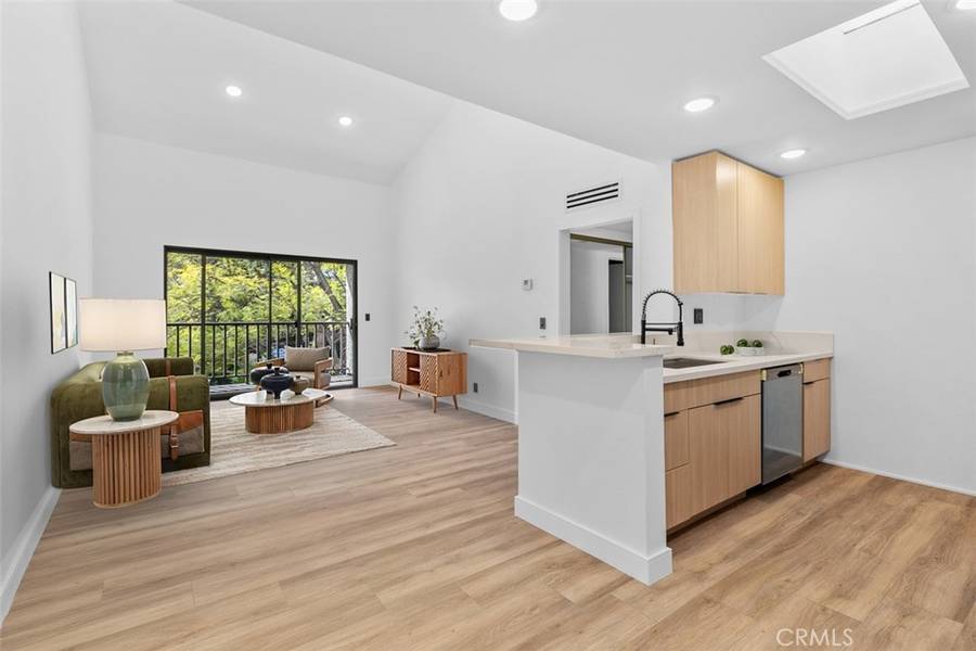 4210 Via Arbolada #317, Los Angeles, CA 90042