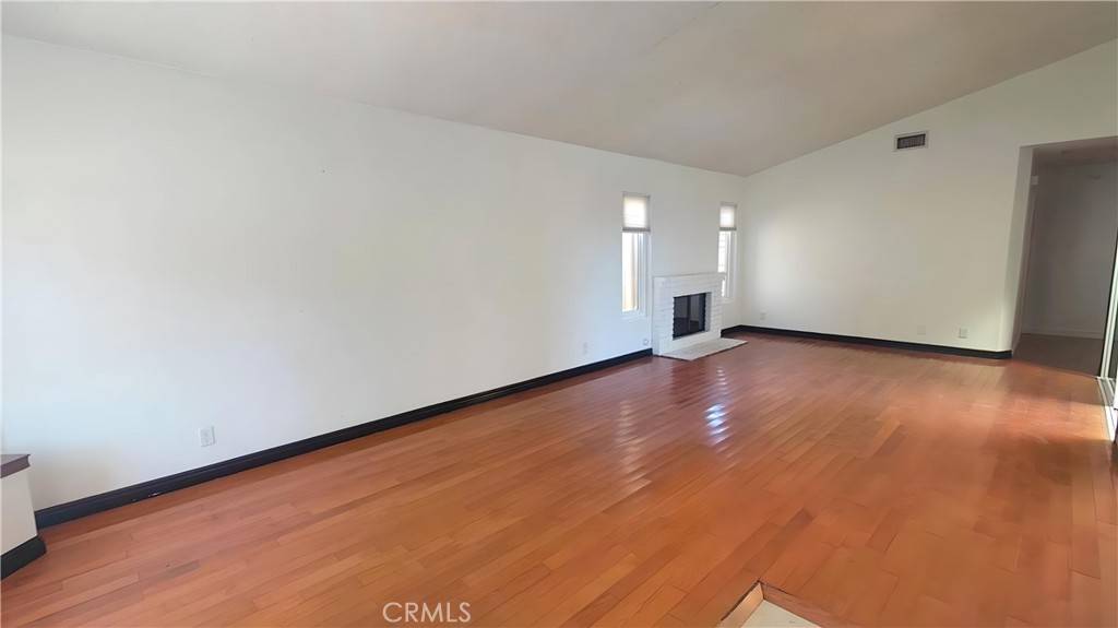 Sylmar, CA 91342,11622 Remington ST