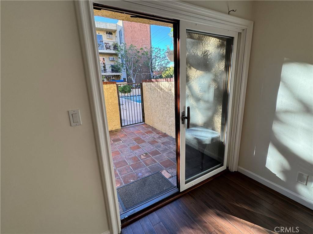 Glendale, CA 91203,365 Burchett ST #110