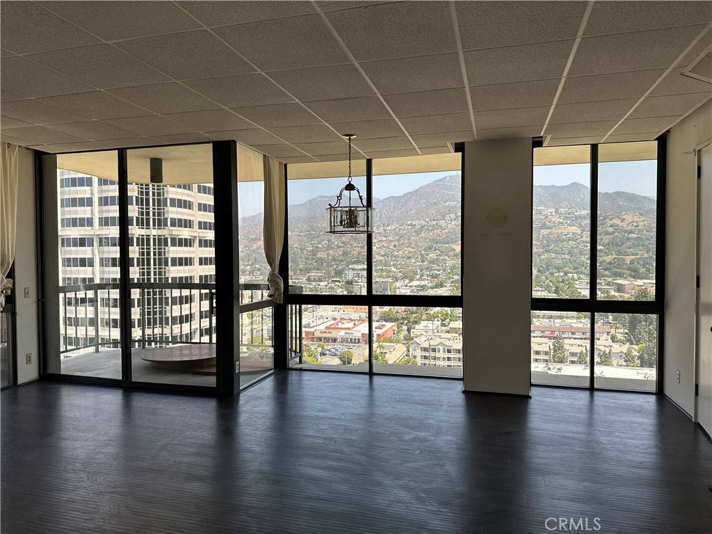 Glendale, CA 91206,222 Monterey RD #1602
