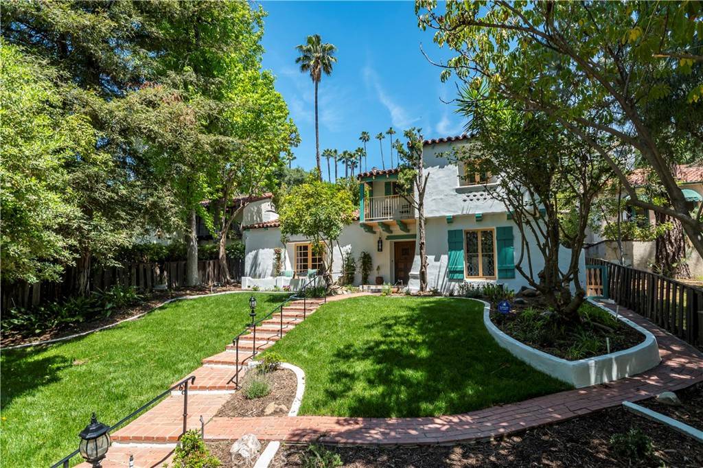 611 E Mountain ST, Glendale, CA 91207