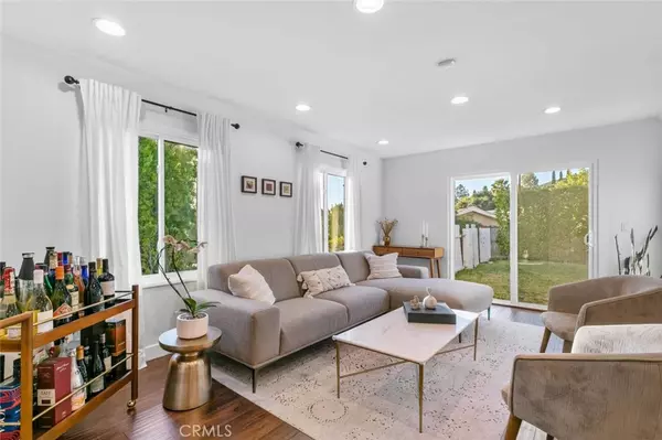 Tujunga, CA 91042,9836 Creemore DR