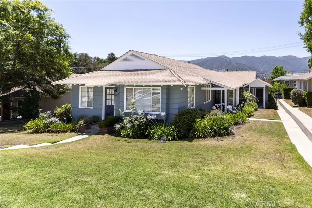 Glendale, CA 91208,3613 Stancrest DR