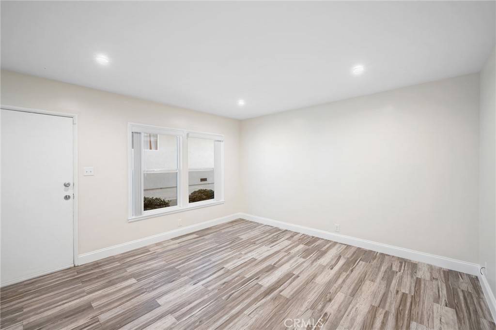 La Crescenta, CA 91214,2930 Fairmount AVE #D
