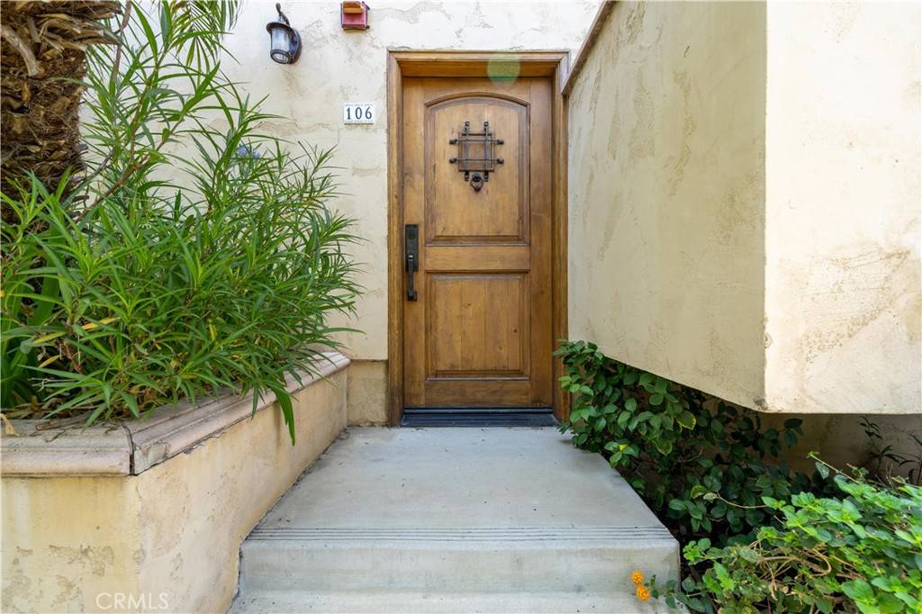 North Hollywood, CA 91601,11253 Peach Grove ST #106