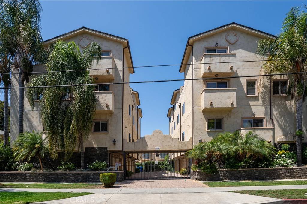 11253 Peach Grove ST #106, North Hollywood, CA 91601