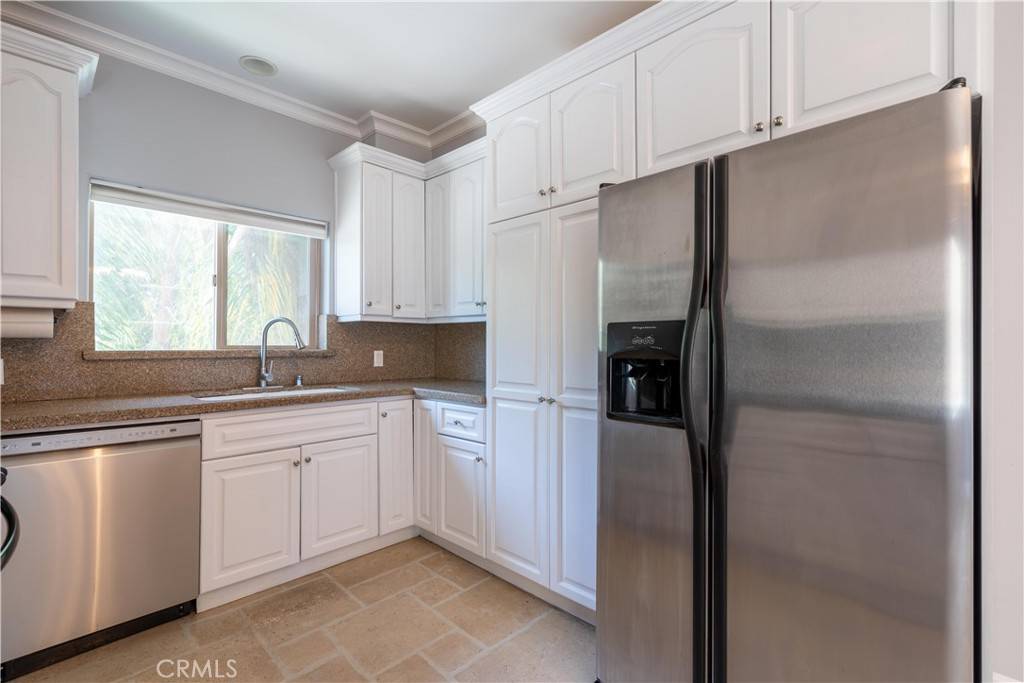 North Hollywood, CA 91601,11253 Peach Grove ST #106