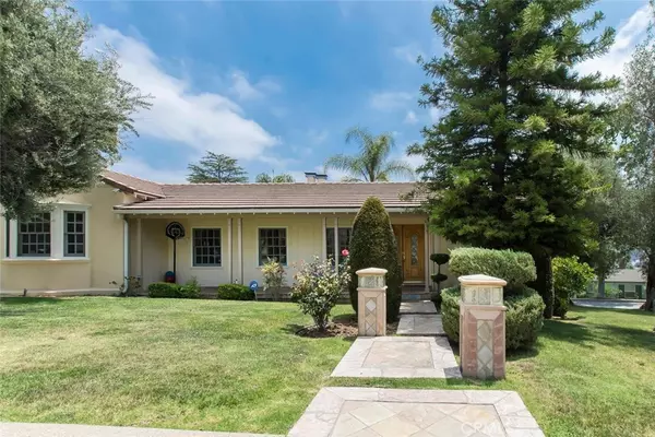 1233 Imperial DR, Glendale, CA 91207