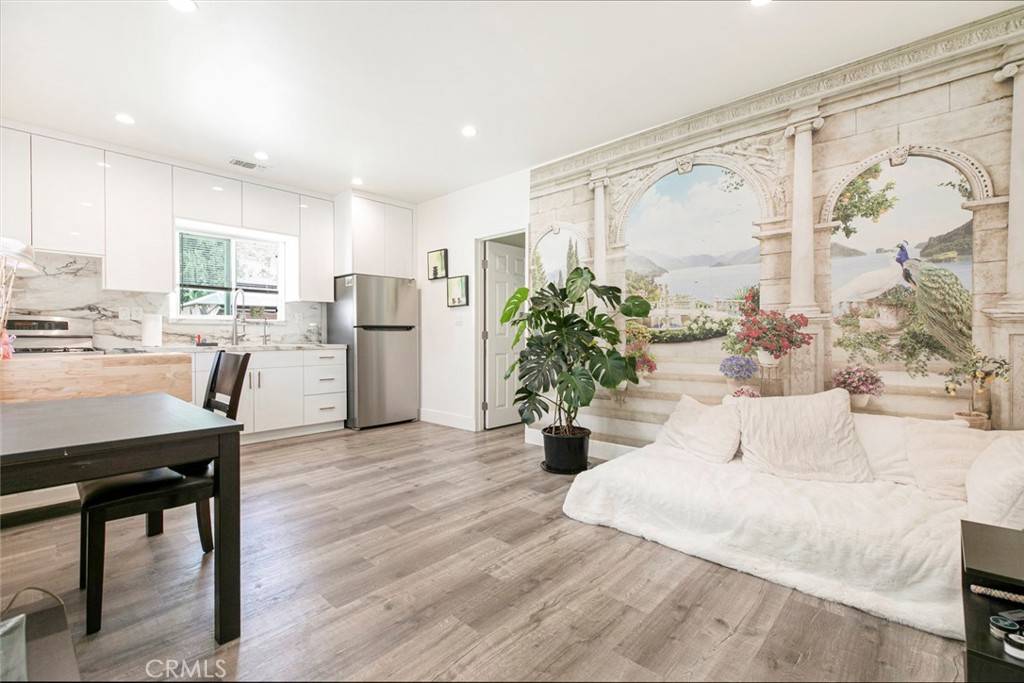 Glendale, CA 91208,1748 Opechee WAY
