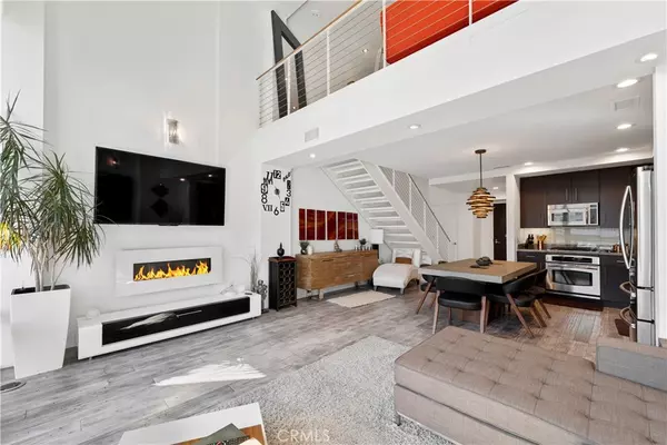 Los Angeles, CA 90017,1100 Wilshire BLVD #1707