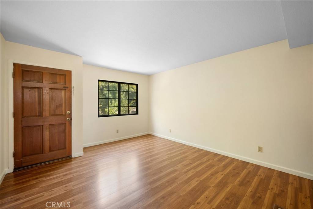 Pasadena, CA 91106,1318 Corson ST #5