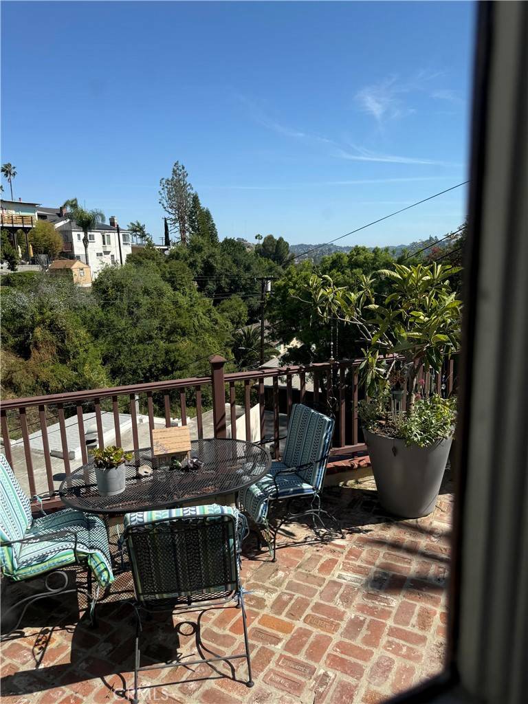 Glendale, CA 91206,641 Canyon DR