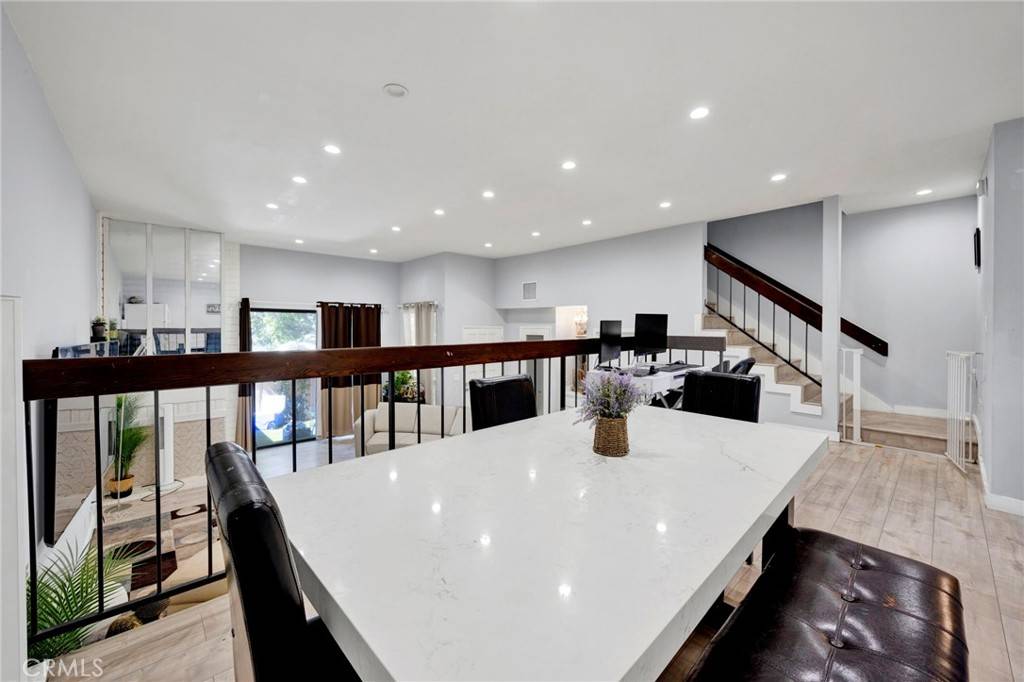 Encino, CA 91316,5533 Edward E Horton LN #6