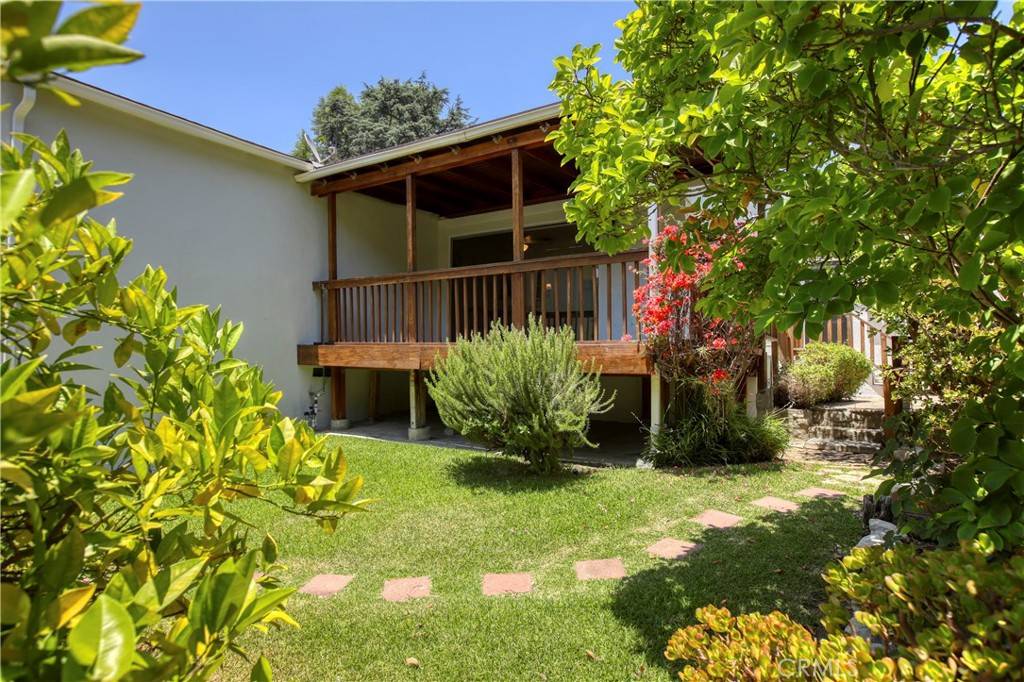 Glendale, CA 91208,1852 Alpha RD