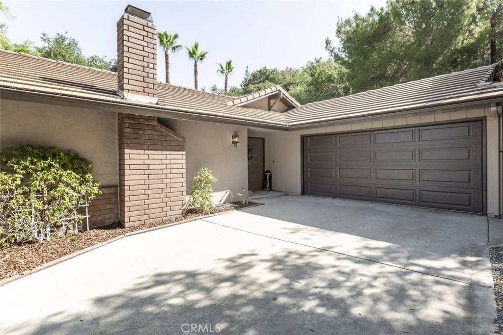 Glendale, CA 91208,2101 El Arbolita DR