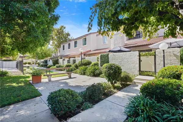 18230 Oxnard ST #110, Tarzana, CA 91356