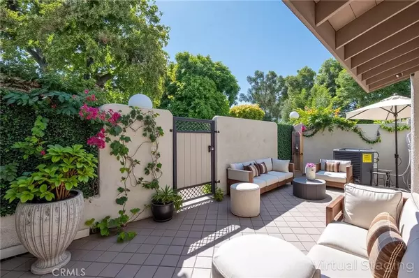 Tarzana, CA 91356,18230 Oxnard ST #110