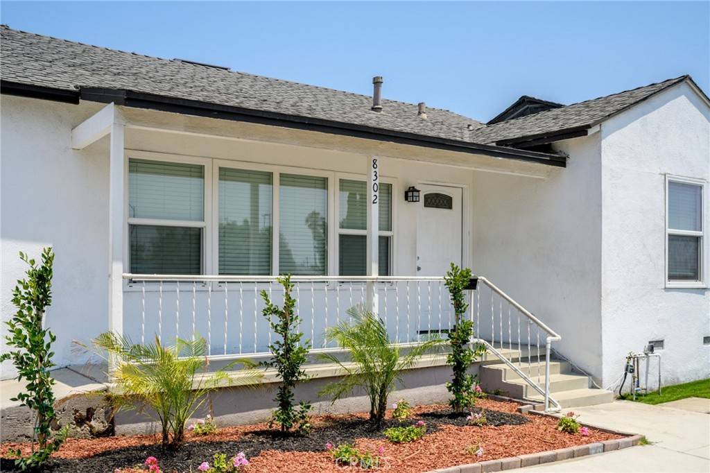 8302 Webb AVE, Sun Valley, CA 91352
